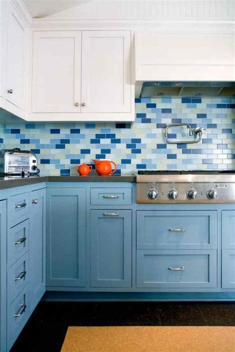 10 Blue Kitchen Backsplash Ideas 2022 (The Soft Effect)