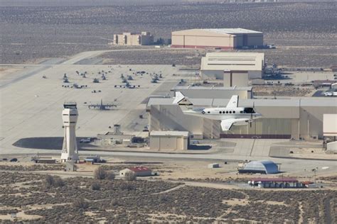 Edwards AFB Goes ‘Hybrid’ for First Air Show in Over a Decade | Air & Space Forces Magazine