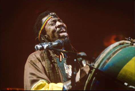 Bunny Wailer Songs - Bunny Wailer Rootsman Skanking Full Album Youtube ...