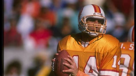 Vinny Testaverde, $8 million and saving the Buccaneers franchise - Bucs Nation