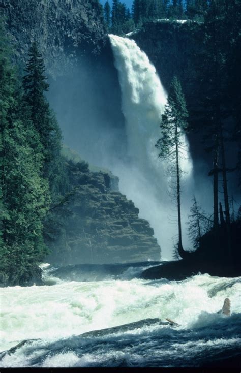 Helmcken Falls, Canada Photos