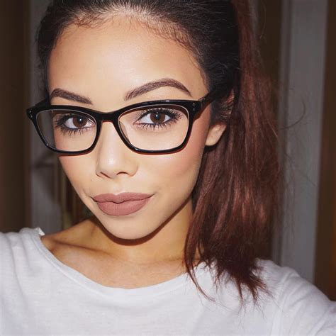 Black #glasses #frame #eyeglasses Glasses Frames Trendy, Cute Glasses, New Glasses, Girls With ...