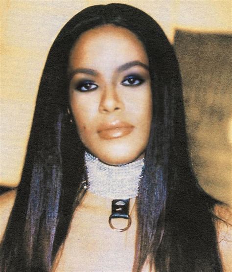 Aaliyah "Try again" Black Celebrities, Favorite Celebrities, Celebs ...