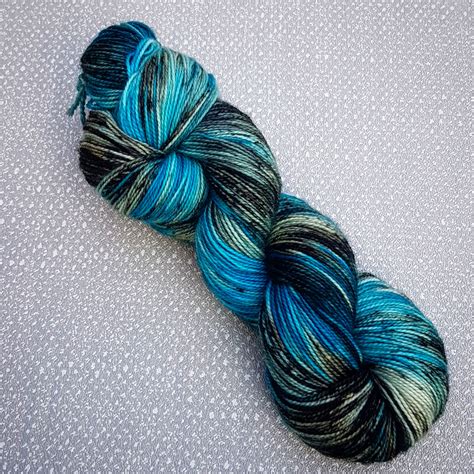 The 11 things I learned about yarn dyeing my first Skein – Jo-Creates