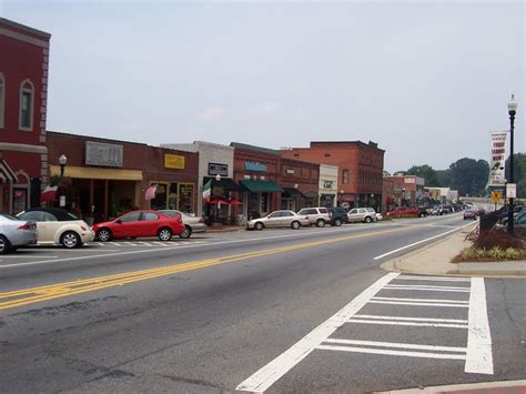 Acworth Funeral Homes, funeral services & flowers in Georgia