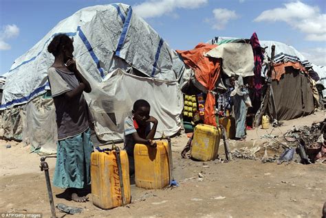 Refugees in Somalia left homeless after troops destroy their shelters ...