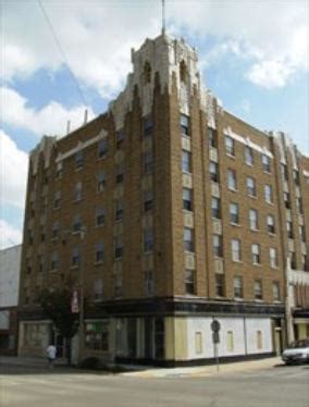 Historic Era Hotels & Motels in Janesville, Wisconsin WI