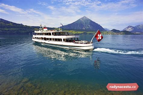 Zajímavosti z regionu Interlaken: výlet lodí, nádherné vodopády a sladké pusinky | Magazín ...