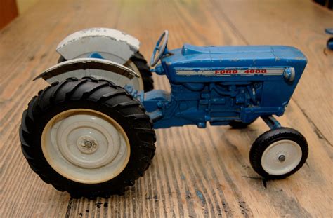 Vintage Toy Ford 4000 Ertl Pressed Steel Farm Tractor with