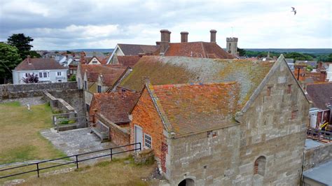 Yarmouth Castle - Places to go | Lets Go With The Children