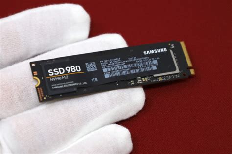 Samsung 980 1TB DRAM-less NVMe SSD Review - GearOpen.com