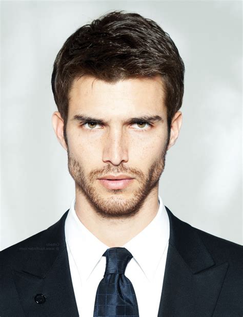 16 Professional Mens Hairstyles to Get a Stylish New Look