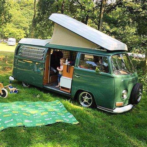 VW buses: Photo in 2023 | Vw bus, Vw t2 camper, Vintage vw bus