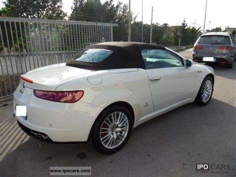 2010 Alfa Romeo Spider Convertible 2.4 JTDm 210CV-Pelle - Car Photo and ...