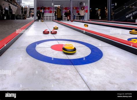 Team gb curling hi-res stock photography and images - Alamy