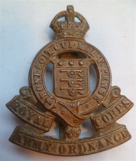 Pin on British and Commonwealth Militaria