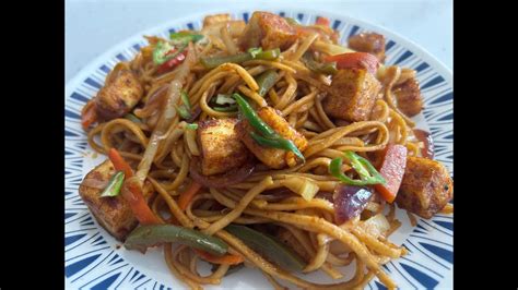 Chilli Paneer Noodles Recipe - YouTube