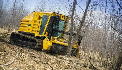 Vermeer Forestry Tractor for Large Land-Clearing Jobs