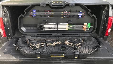 6 Best Archery Gear and Bow Hunting Accessories