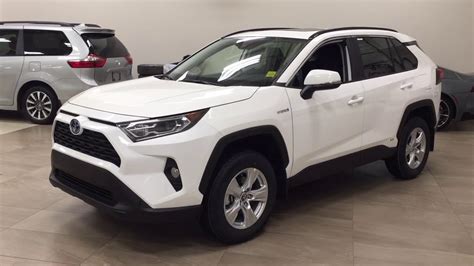 2021 Toyota RAV4 Hybrid XLE Review - YouTube