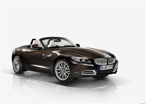 BMW Z4 (E89) Roadster sDrive30i Specs, Performance, Comparisons