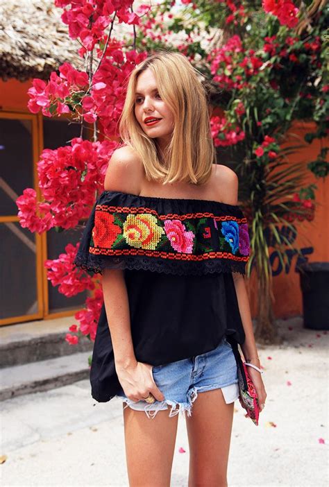 What to Wear to Your Cinco de Mayo Fiesta | Mexican fashion, Style, Boho fashion