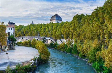 The Most Romantic Pedestrian Bridges of Rome