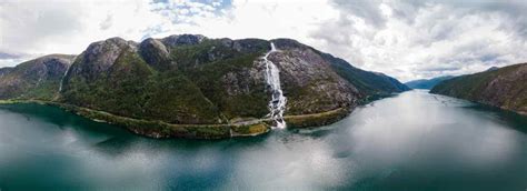 Top 15 best waterfalls in Norway