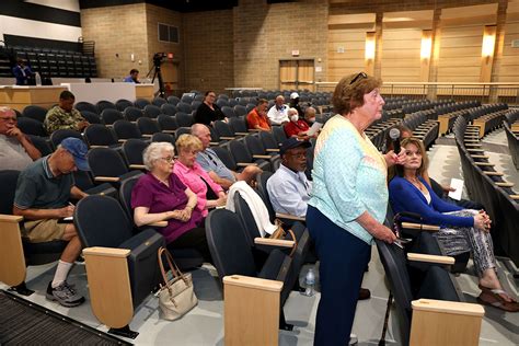 Residents Learn About Proposed Coal Ash Disposal at Town Hall-Style Meeting