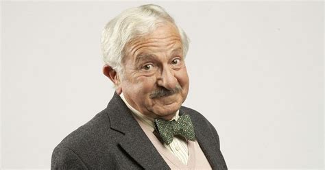 John Bluthal dead: Vicar of Dibley's Frank Pickle dies aged 89 - Mirror Online