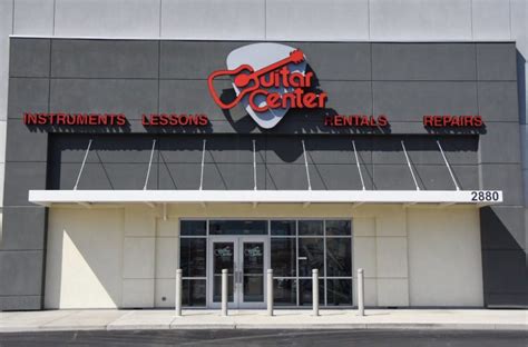 Guitar Center Opens First Alaskan Location