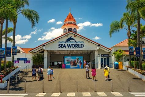 Gold Coast, Queensland, Australia - Seaworld Theme Park Entrance ...