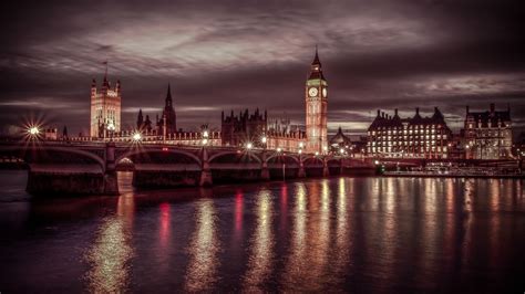 River Thames and Westminster Bridge at night wallpaper - backiee