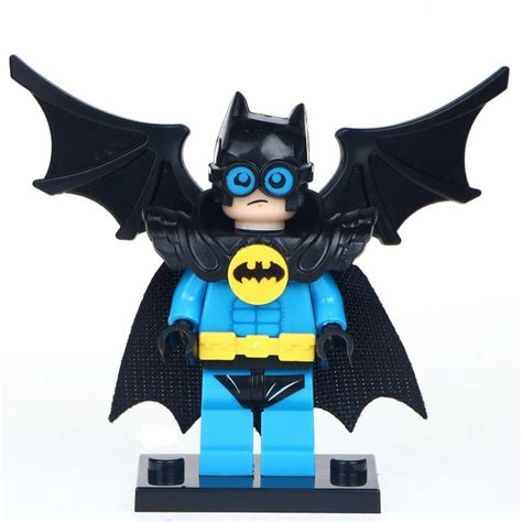 Minifigure Robin in the Batman Costume DC Comics Super Heroes ...