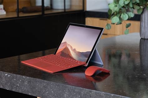 Microsoft Surface Pro 8 Price & Specs Leaked In eBay Listing – channelnews