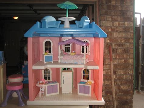 Little Tikes My Size Barbie Pink Doll House Complete With Furniture ...