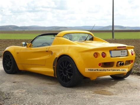 2000 Lotus Elise - Car Photo and Specs