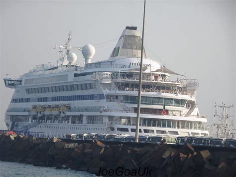 AIDAvita | Cruise ship docked at Mormugao Port, Goa on 14.11… | Flickr