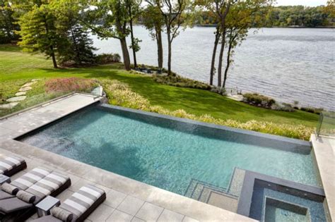 17 Magnificent Small Infinity Swimming Pool Designs To Cool Off In Your Backyard