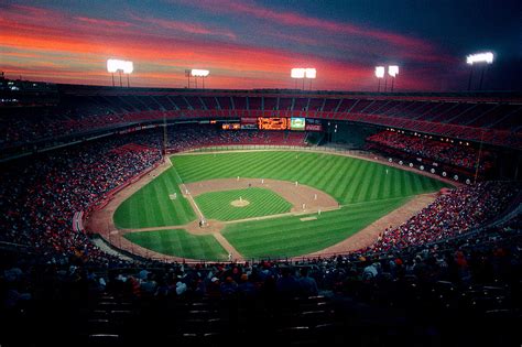 The 1989 Giants and the Earthquake World Series - Mangin Photography ...