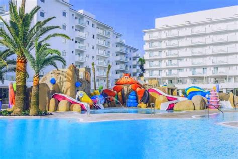 Best Family Hotels in Majorca for Holidays with Kids in 2023 🥇