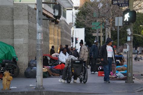 LA Skid Row street scene | Skid row, Helping the homeless, Homeless