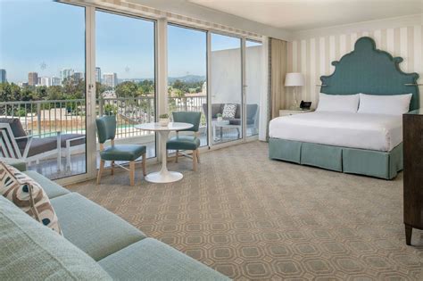 The Beverly Hilton Hotel in Los Angeles (CA) - Room Deals, Photos & Reviews