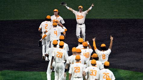 Tennessee baseball and Liberty in the NCAA Regional final