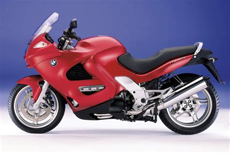 Moto del día: BMW K 1200 RS - espíritu RACER moto