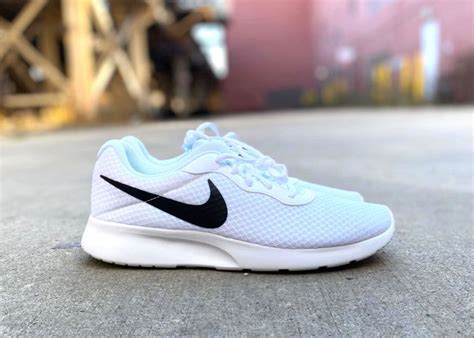 Nike Tanjun Review - Soleracks