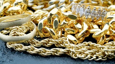 What is 24K Gold Jewelry? Facts You Should Know Before Buying