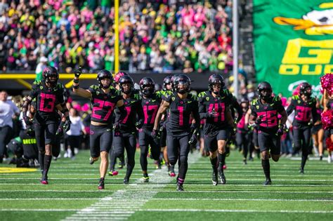 Oregon Ducks move up to season-high in polls after beating UCLA - oregonlive.com