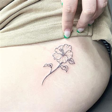 20 Best Hibiscus Tattoo Designs to Inspire You - HowLifeStyles