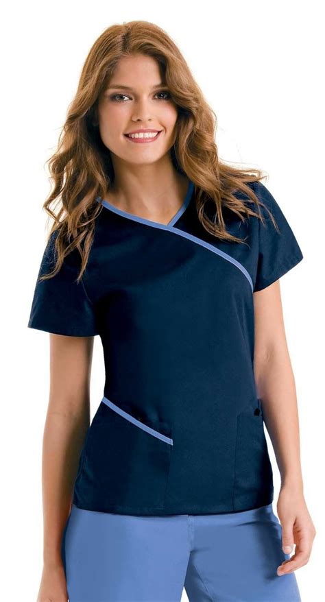 Pin by Mirian Mion on caskinha | Scrubs outfit, Cute scrubs, Nurse ...